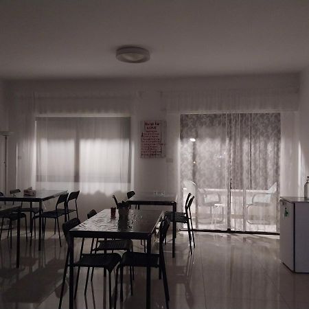 Coco Guesthouse Мадаба Екстериор снимка