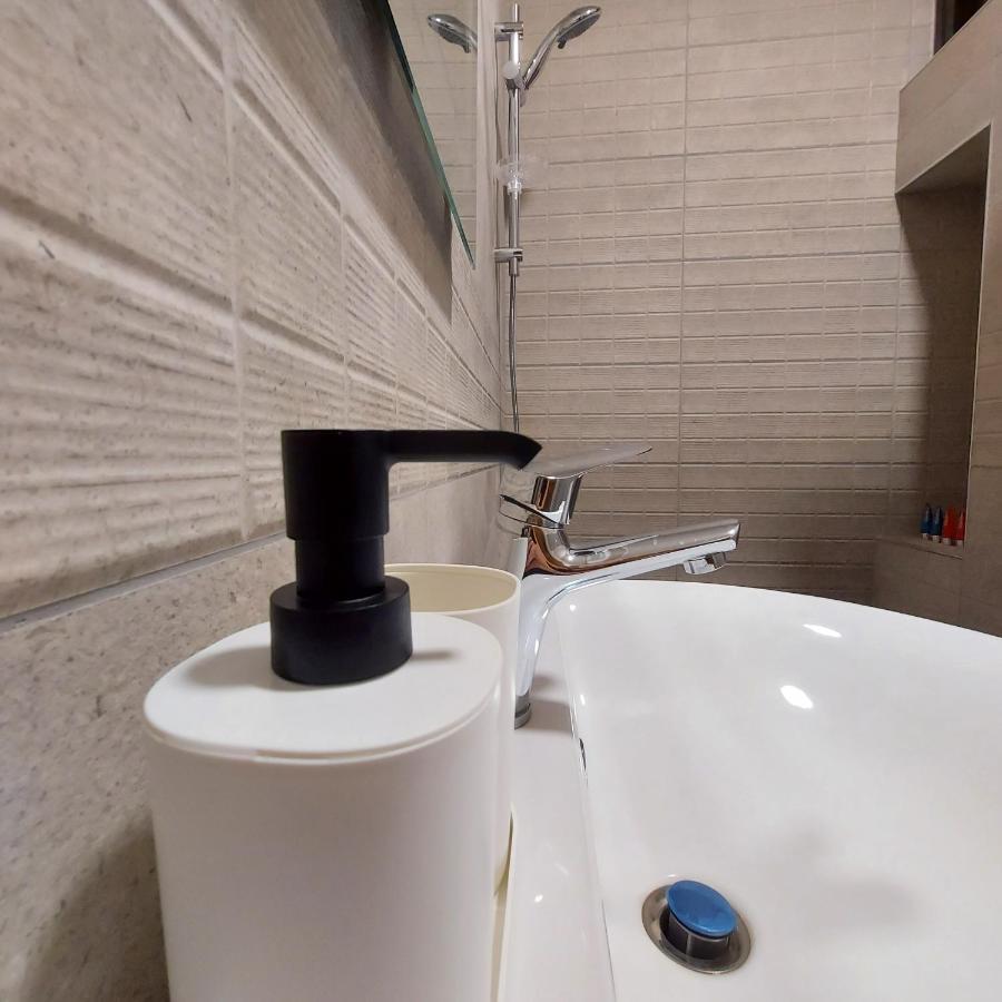 Coco Guesthouse Мадаба Екстериор снимка