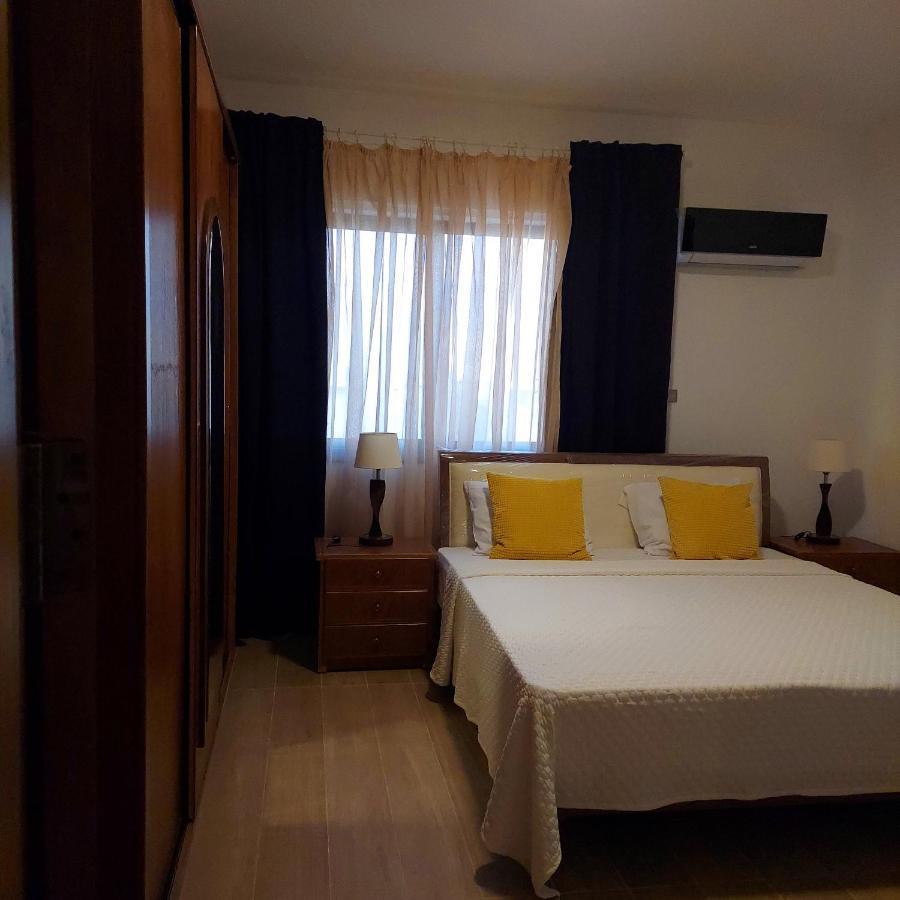 Coco Guesthouse Мадаба Екстериор снимка